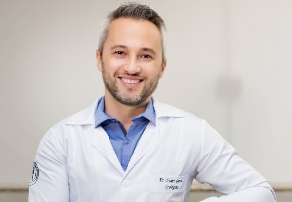 Dr. André Garcia - Urologista